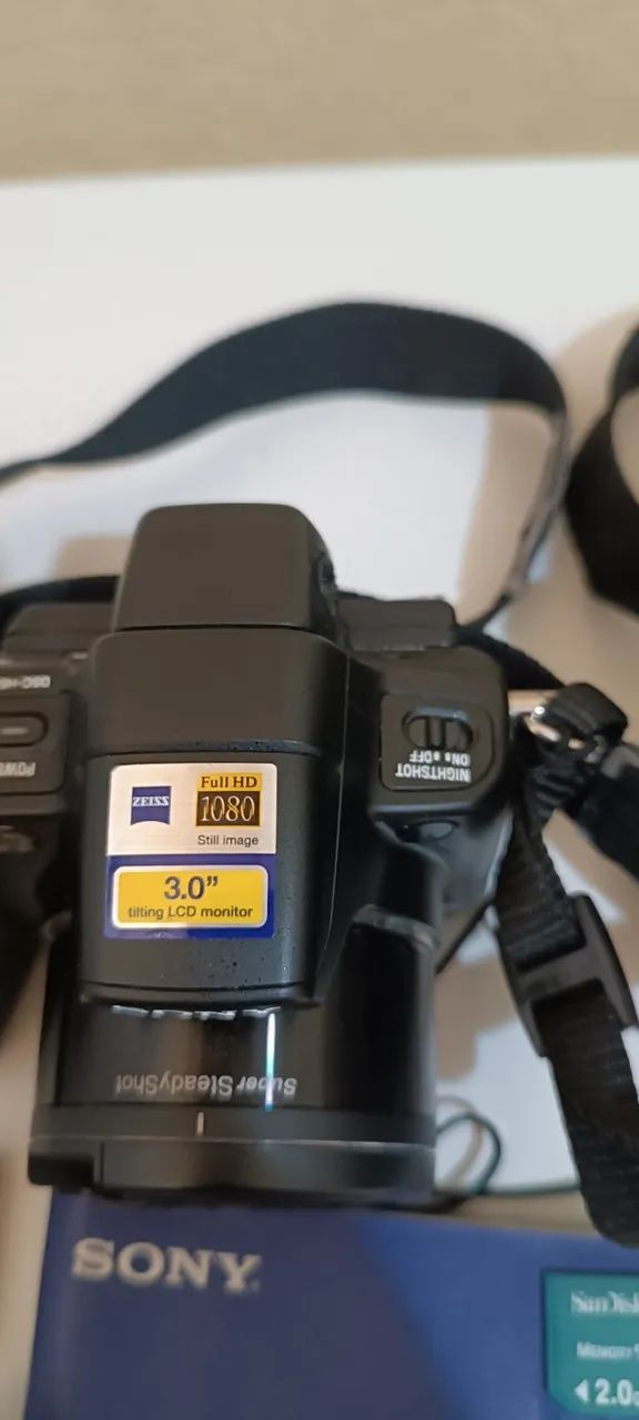 Câmera Sony Cyber-shot Dsc-h50 Completa Bateria Np-bg1 Cartão