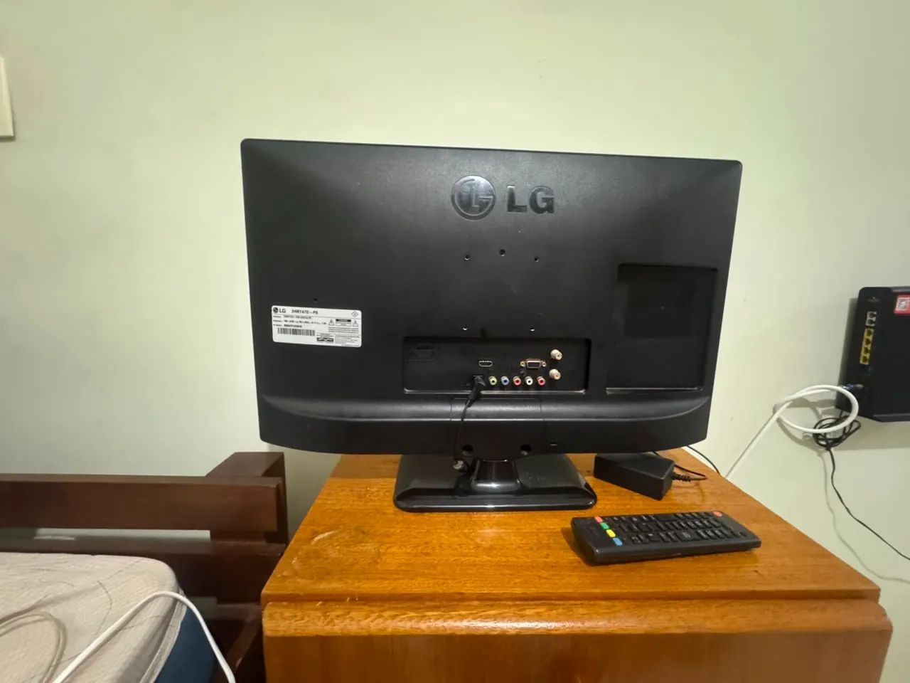TV LG FUUL HD 24 POLEGADAS HDMI  - Foto 2