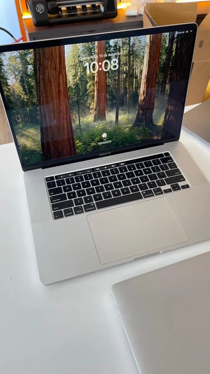 MACBOOK PRO 16 2019 INTEL I9 32GB RAM 2TB SSD TOUCH BAR TOUCH ID