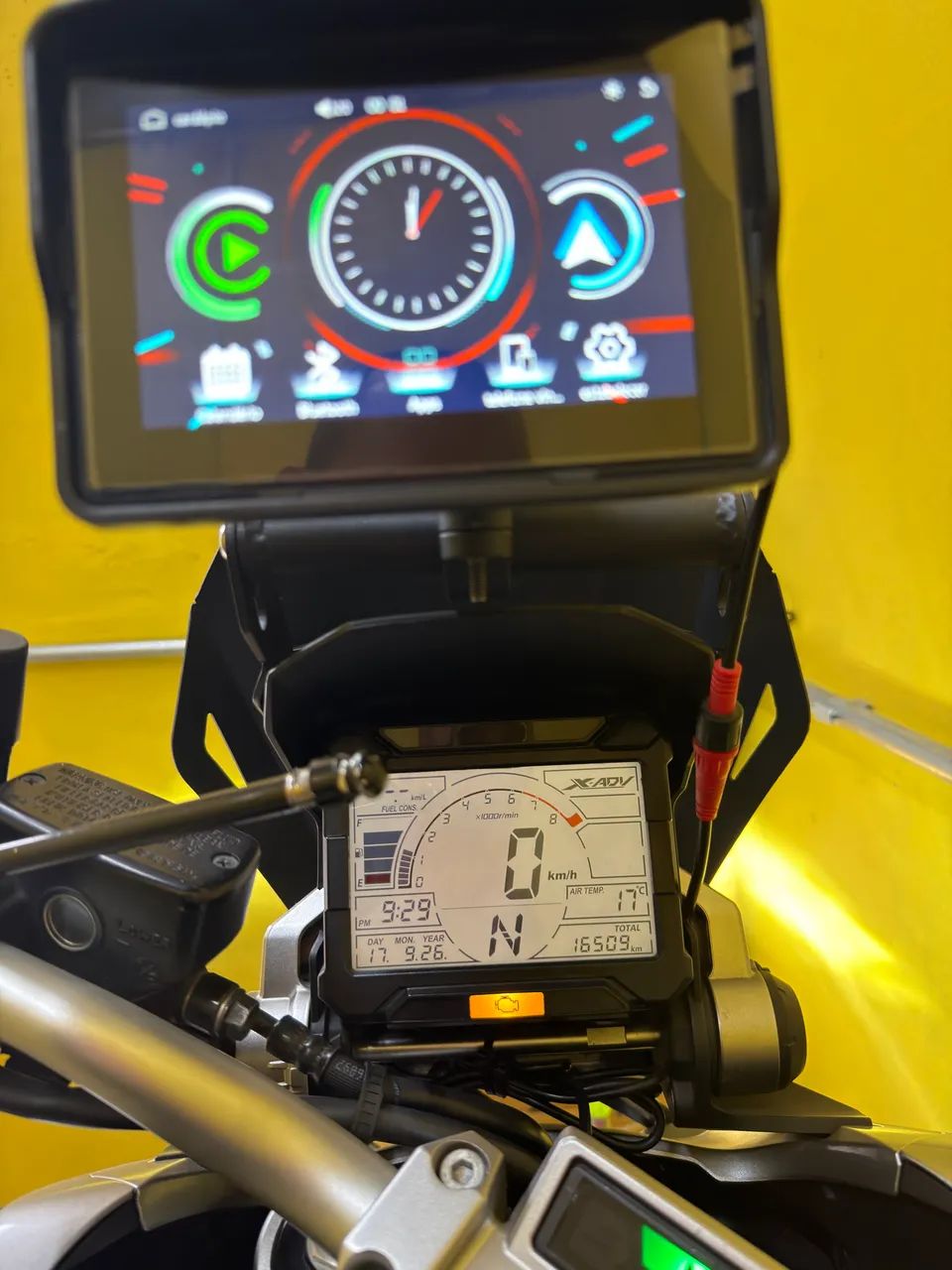 X adv 2018  - Foto 3