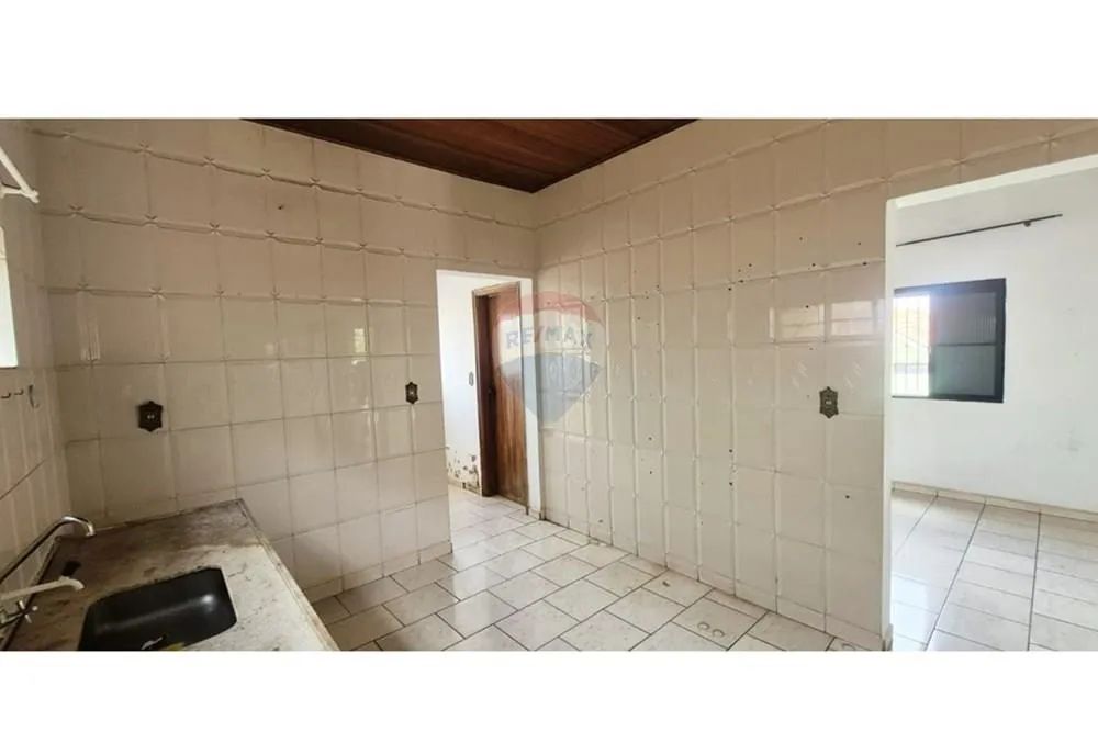 Casa de Esquina com Salão Comercial no Centro-SP - Foto 4