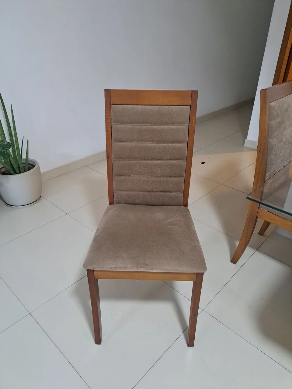 Mesa com 4 cadeiras - Foto 4