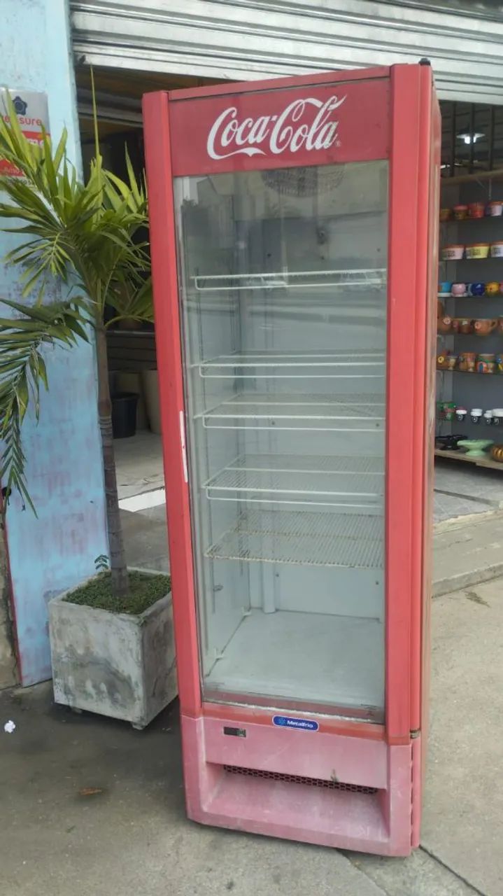 Freezer vertical 110 Volts 