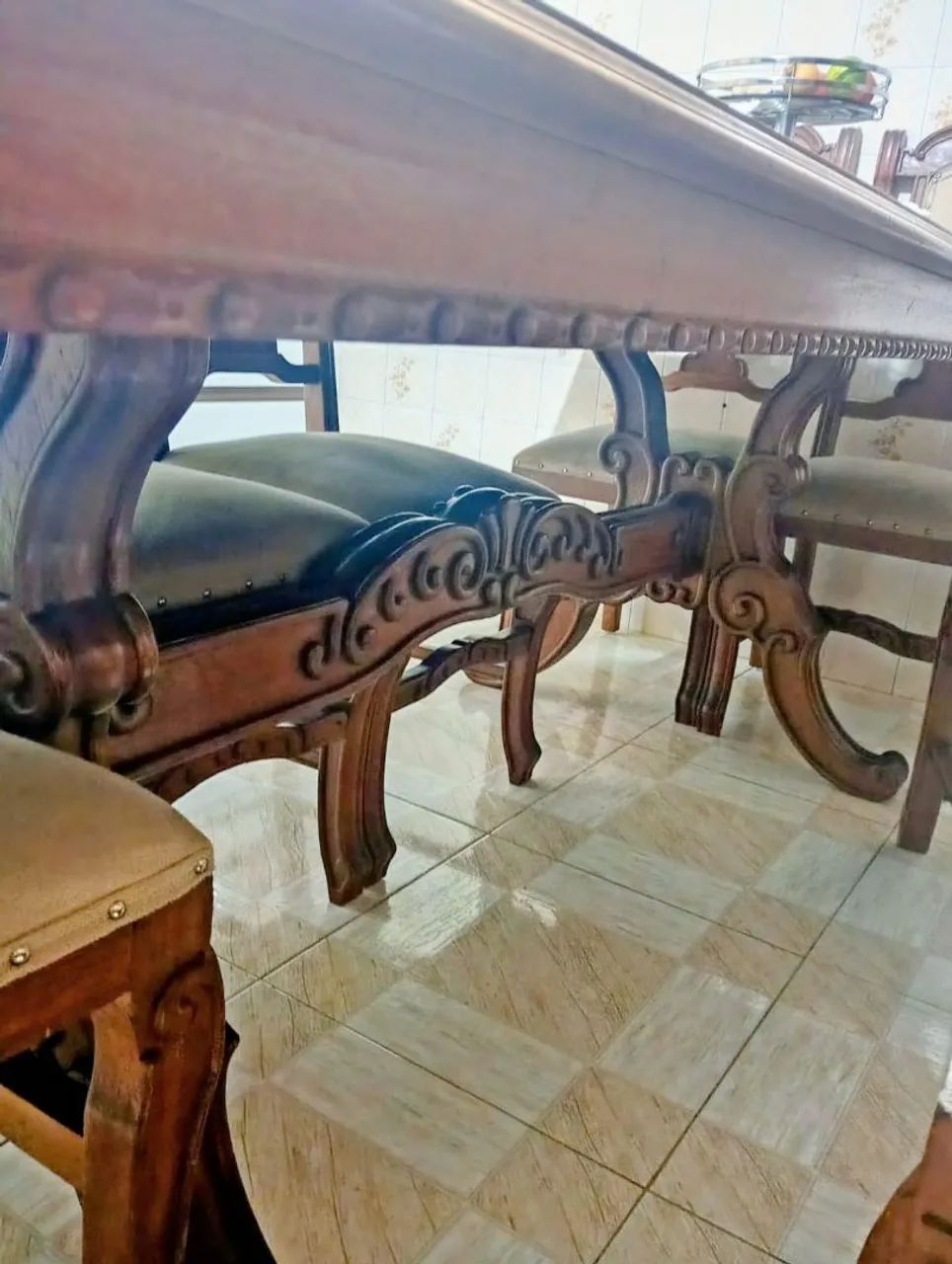 Mesa madeira maciça 8 cadeiras 2,20m x 1m - Foto 5
