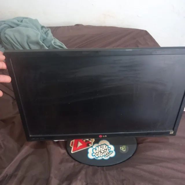 Monitor Lg Com Tela De 22 (lg-22ea53t-p)  - Foto 3