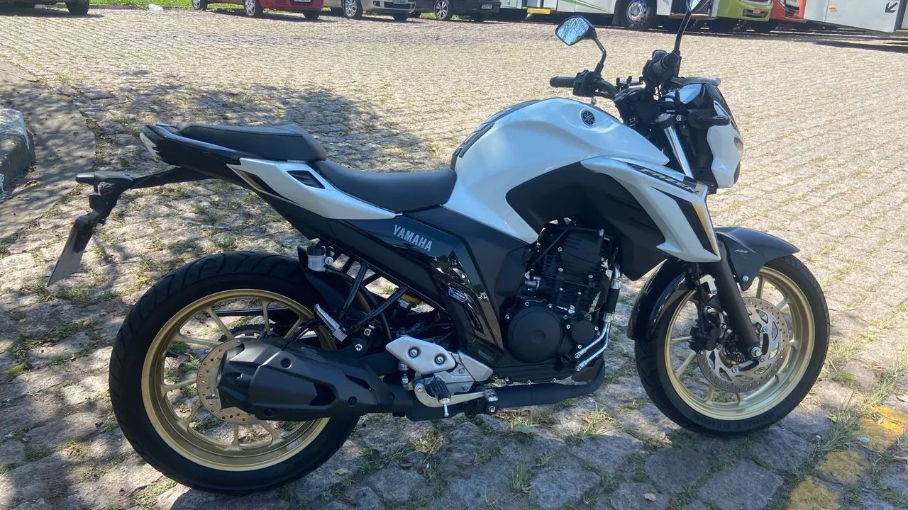 Fz 25 2025 - Foto 2
