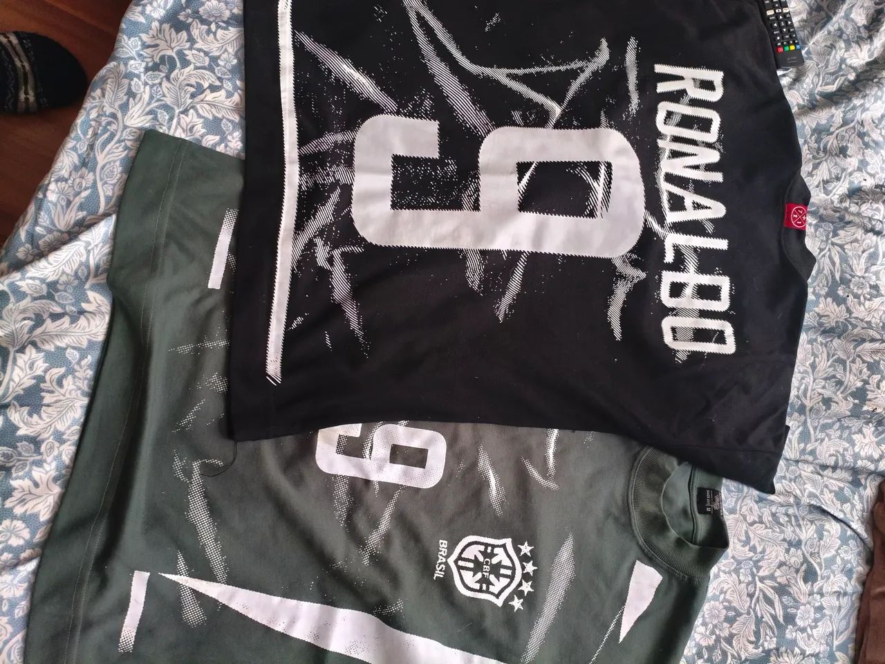 2 camisas oversized do Brasil - Foto 5