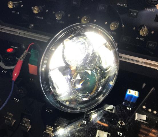 Farol Led 5,75 Polegadas Harley Davidson - Foto 7