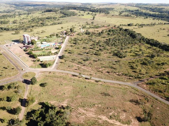 Vende-se, próximo ao Lago Corumbá 3 Lotes