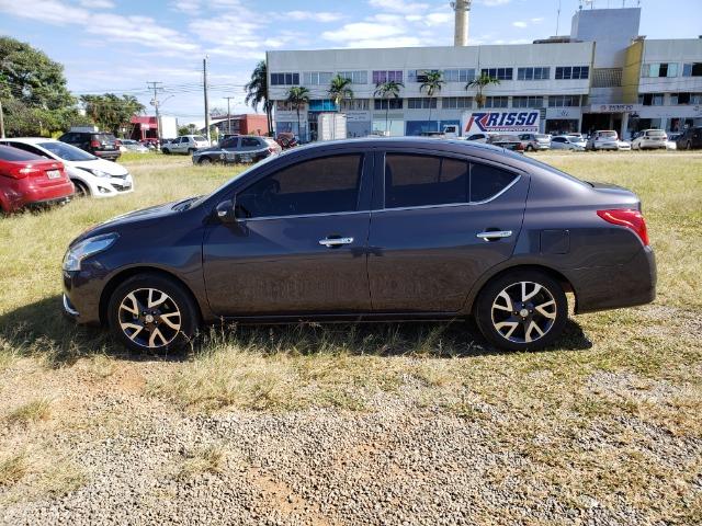 Nissan Versa SL Automático 2016/2017