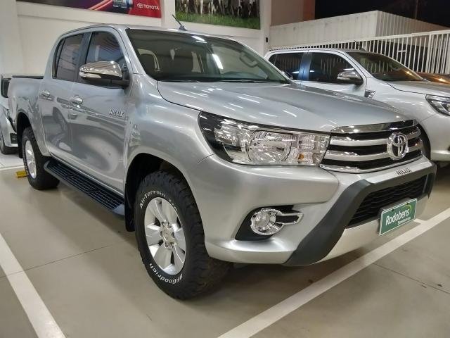 TOYOTA HILUX 2015/2016 2.8 SRV 4X4 CD 16V DIESEL 4P AUTOMATICO - Foto 2