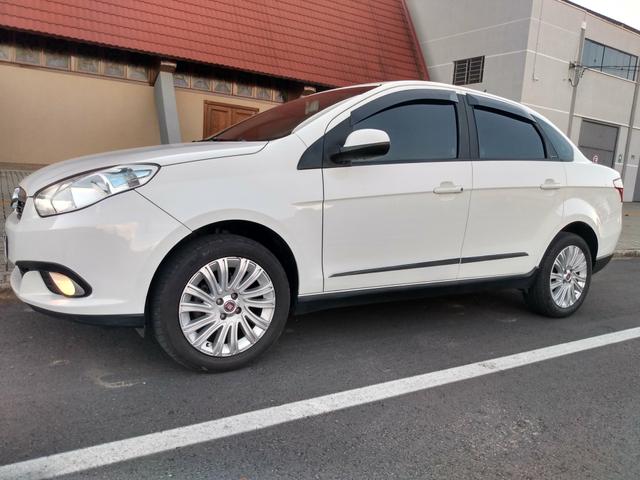 Grand Siena essence 1.6 16V completo - Foto 2