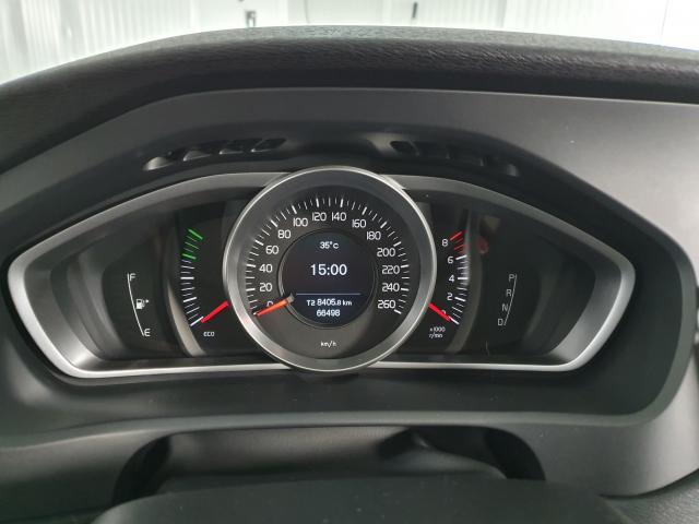 Volvo V40 T-3 KINETIC 1.5 Aut. - Preto - 2016 - Foto 7