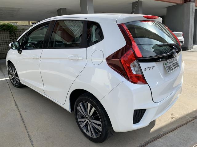 Fit 2015 EXL automático 46.900 top de linha único dono