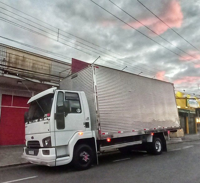 CARGO 816 COMPLETO COM AR