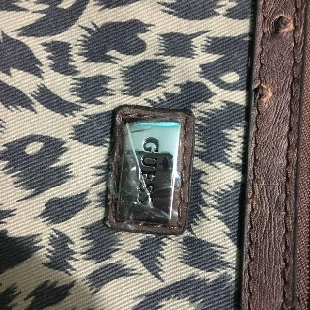 Bolsa grande Guess original  - Foto 2