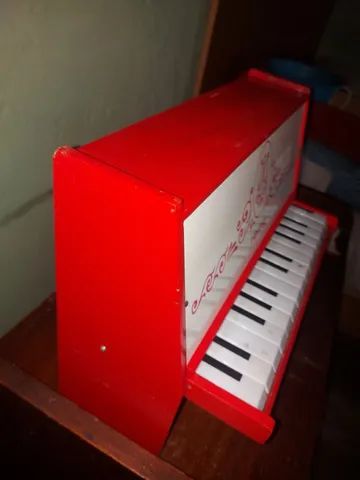 Teclado Piano antigo Hering, infantil, bom estado, Não