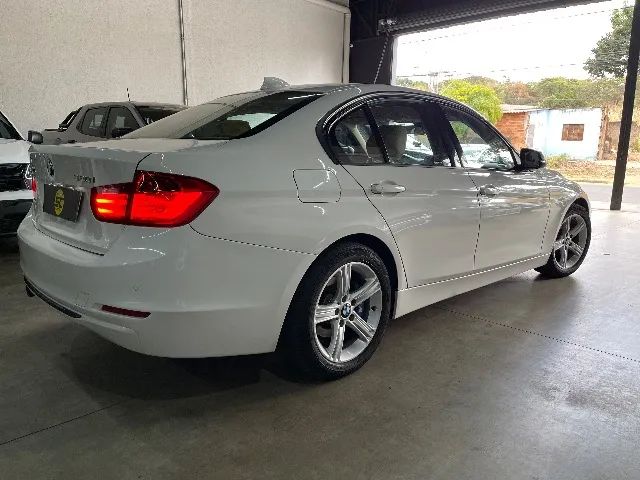 BMW 320i 2015