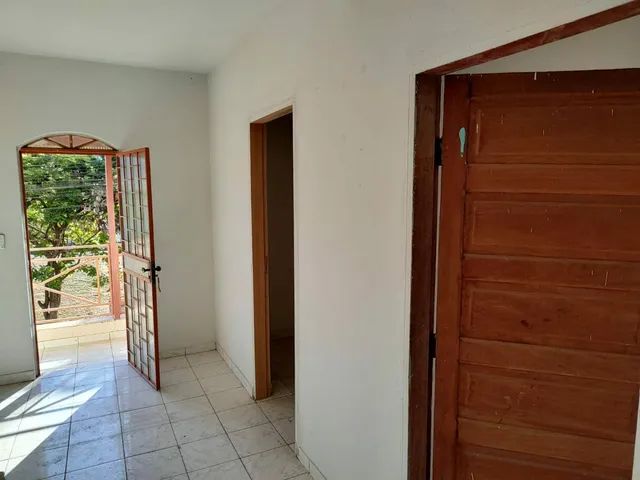 Alugo apartamento