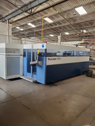 Maquina corte laser Trumpf CO2    3200 W  com rotolass