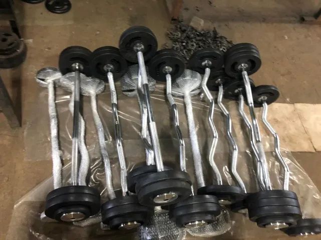 KIT BARRAS MONTADAS RETO OU W INJETADAS 12 Á 30KG + SUPORTE - Foto 5