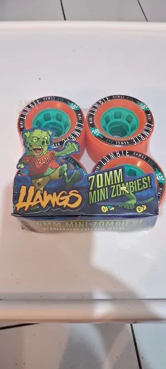 Dois jogos de Rodas de skate(Hawgs) e rolamentos(Mini-logo), NOVO - Foto 5