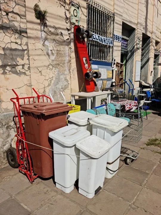 Latas de lixo em plástico e diversos tamanhos (consulte a de seu interesse) - Foto 5