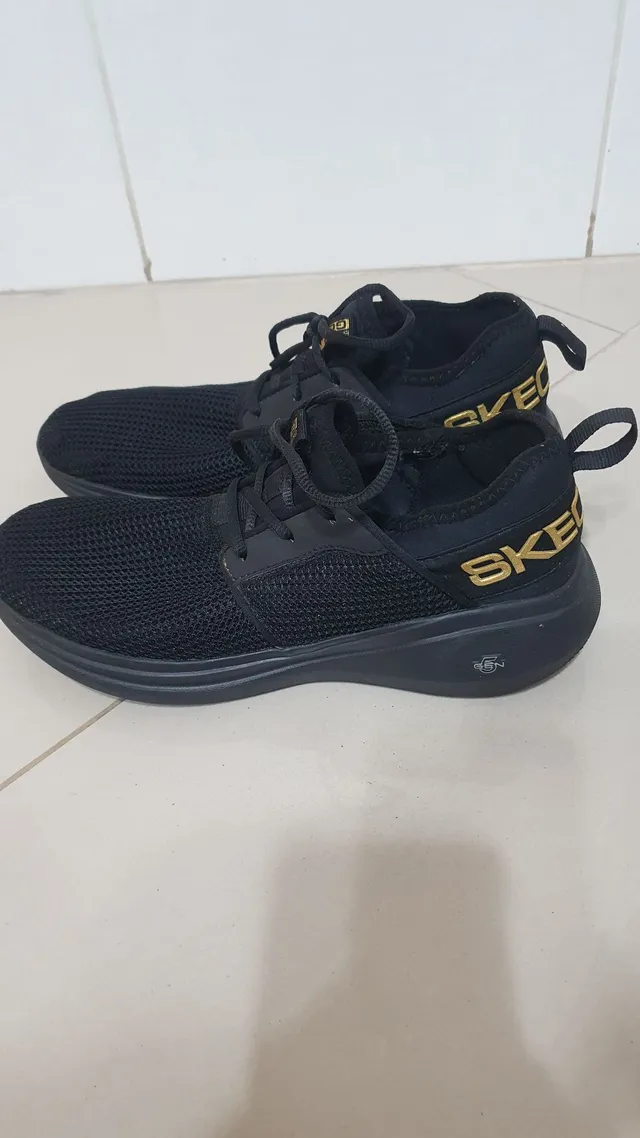 Tenis skechers go run  +17 anúncios na OLX Brasil