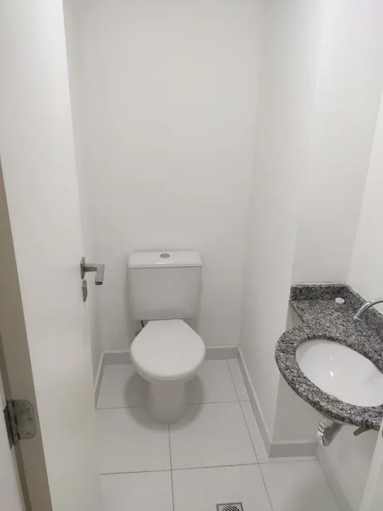 Sala Comercial de 22 m² com banheiro - Edifício Green Center no Centro de Curitiba - Foto 10