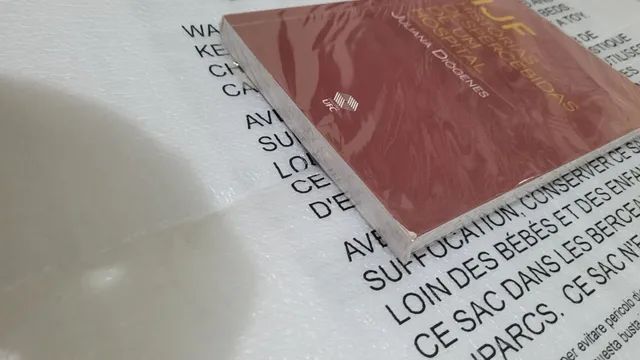 Livro Histórias despercebidas de um hospital  - Foto 2