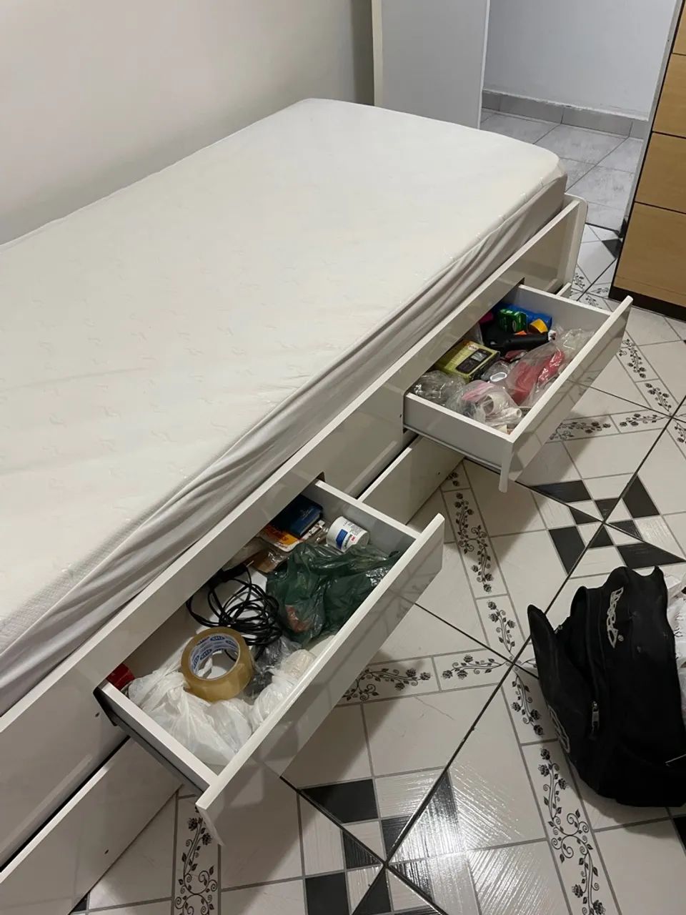 Cama Bicama Solteiro com Baú e Gavetas - Foto 3