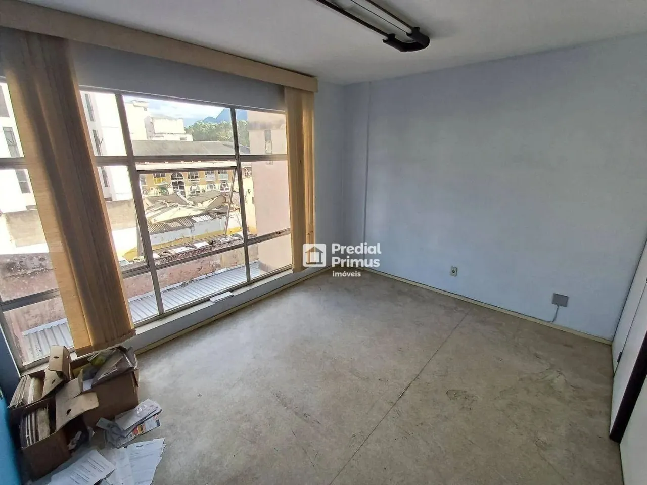 Sala para alugar, 35 m² por R$ 1.248/mês - Centro - Nova Friburgo/RJ