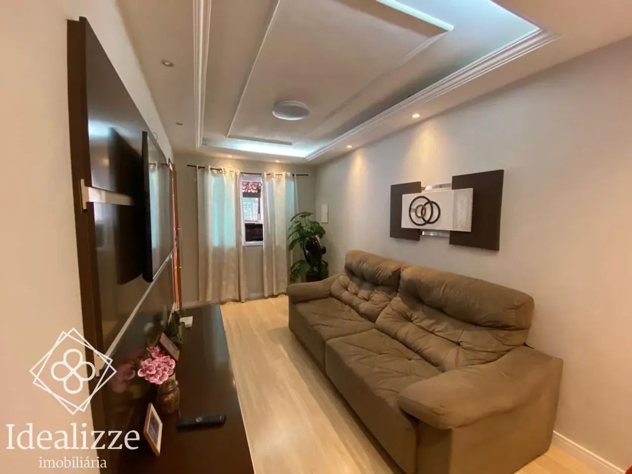 Casa para Venda em Volta Redonda / RJ no bairro Vila Rica (Jardim Tiradentes)