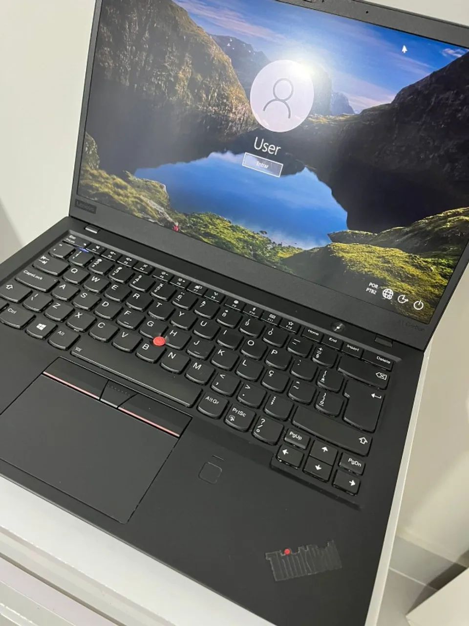 Notebook Lenovo X1 Carbon i5 8ª Geração vPro - 16GB RAM + SSD