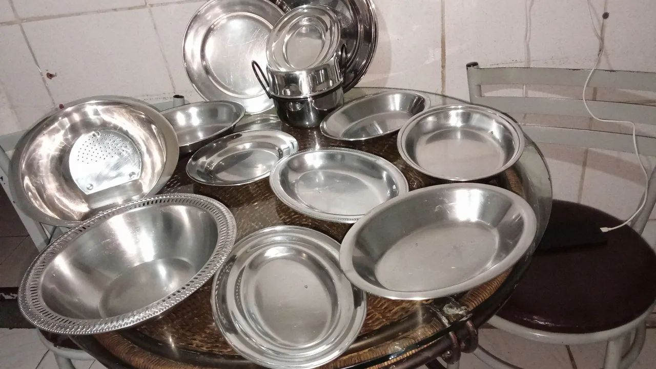 Jogo de Pratos de Aço Inox - Foto 2