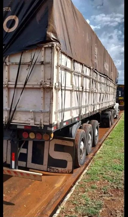 Caminhão Volvo NL12 - Excelente estado - Foto 6