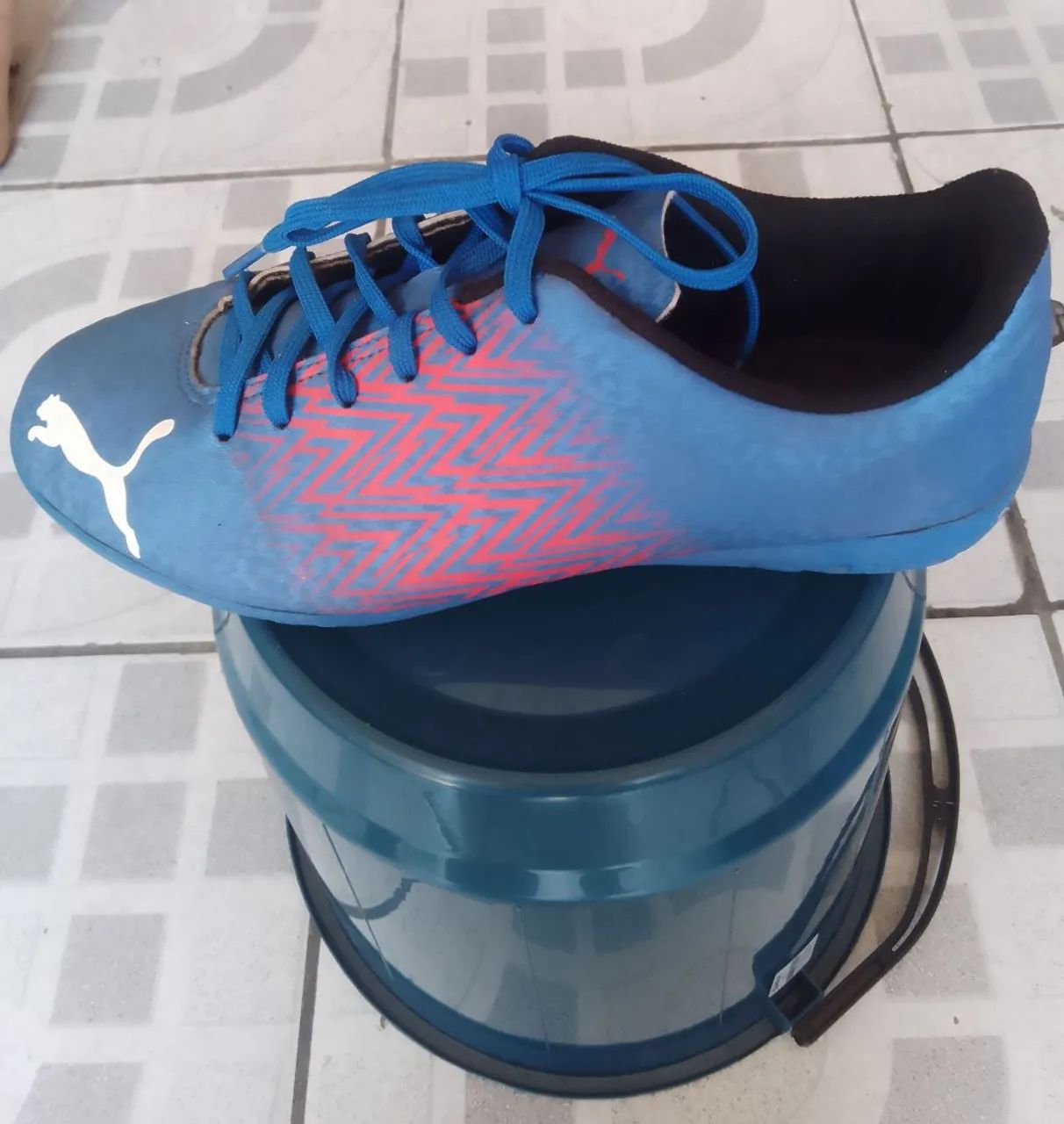 Chuteiras futsal puma e umbro originais 