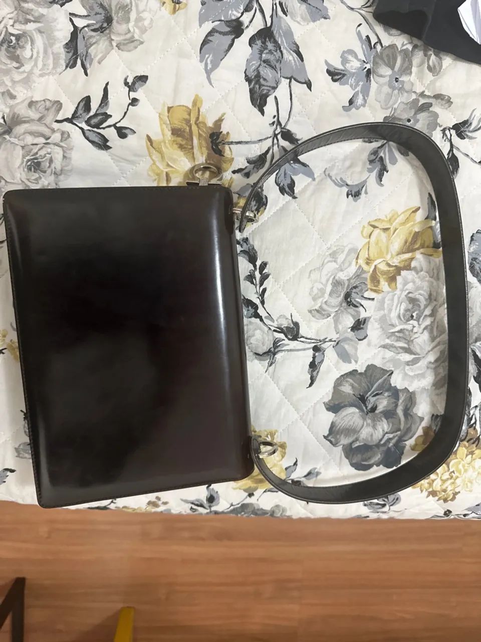 Bolsa de Ombro Marrom Salvatore Ferragamo 