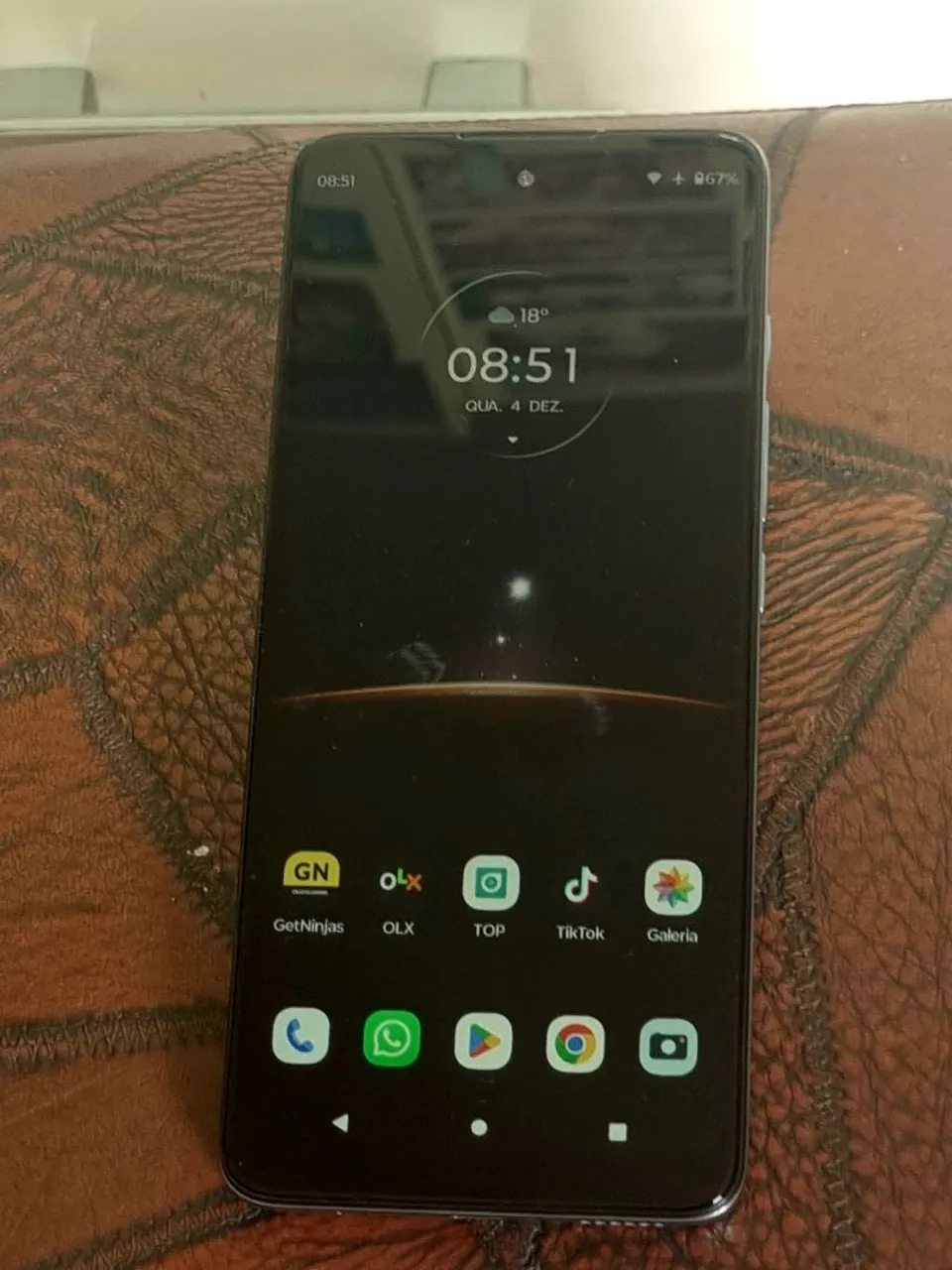 Celular Moto G60S, lindo, com capinha