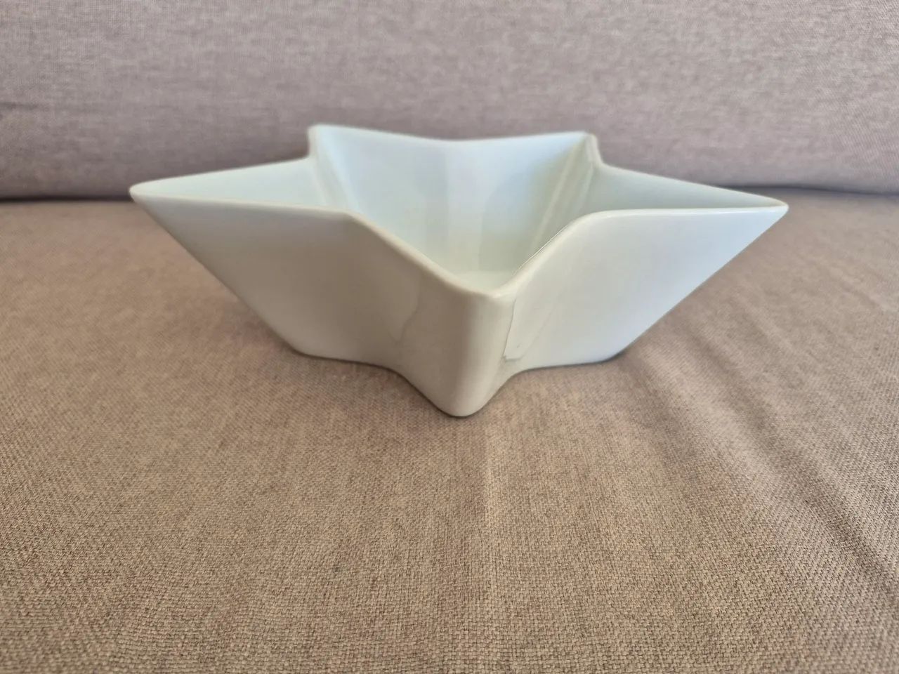 Porcelana estrela 21 cm - Foto 2