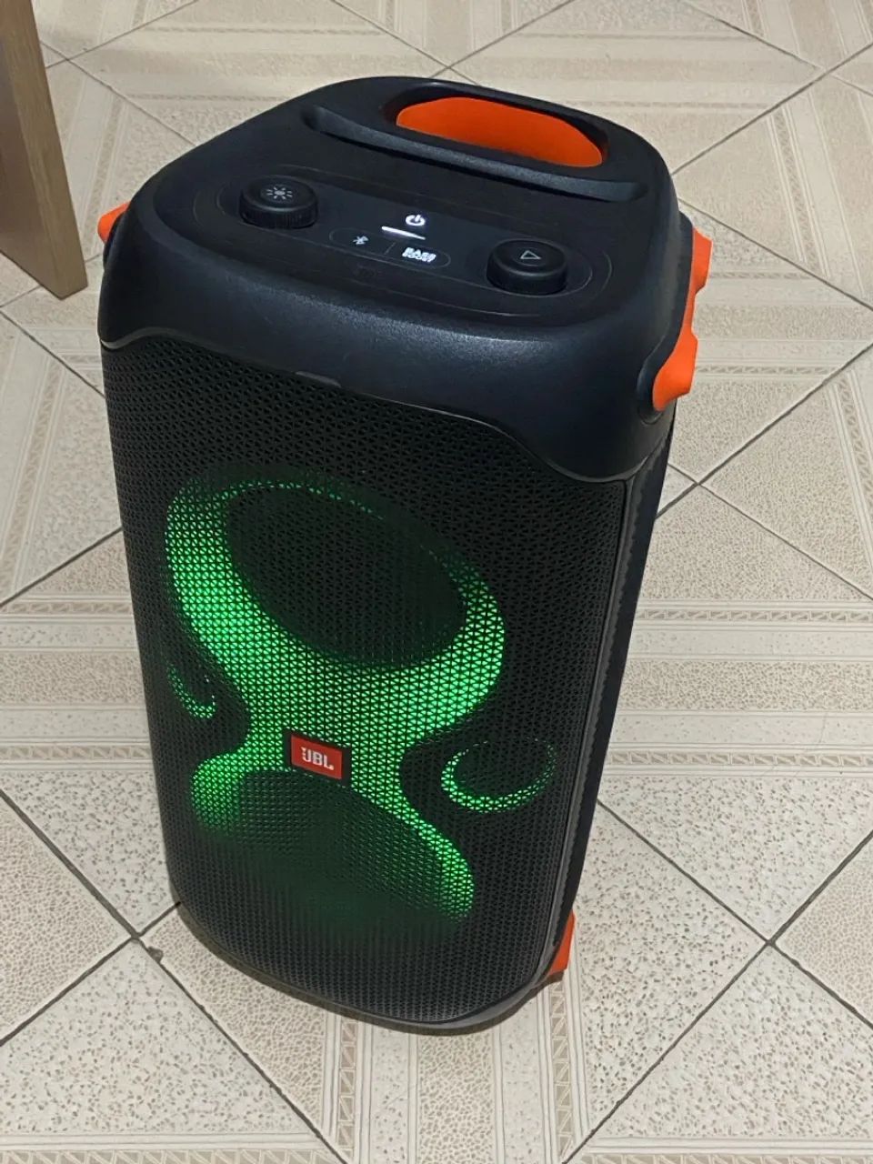 JBL PartyBox 110 - garantia até 01/2026