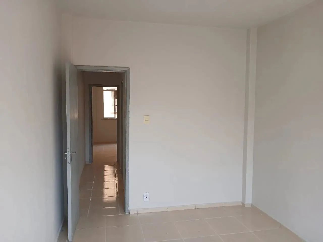 Apartamento para alugar na Avenida Perimetral Brigadeiro Lima e Silva, Jardim Vinte e Cinc - Foto 2