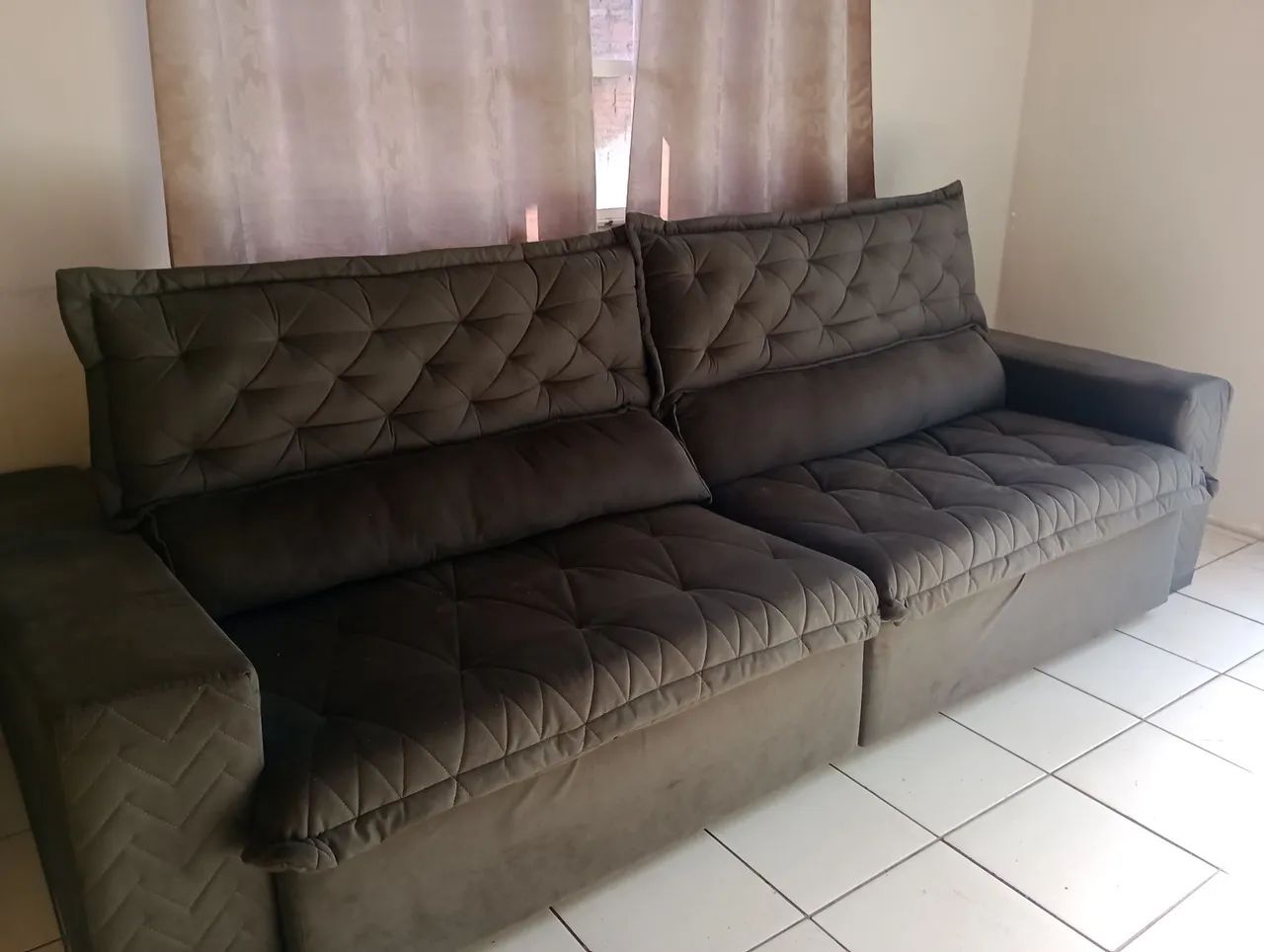 Sofá Retrátil e Reclinável Spazus