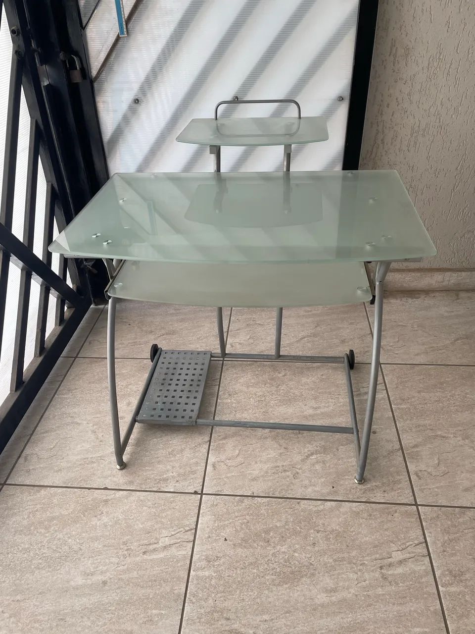 Escrivaninha de Vidro para Computador  - Foto 5