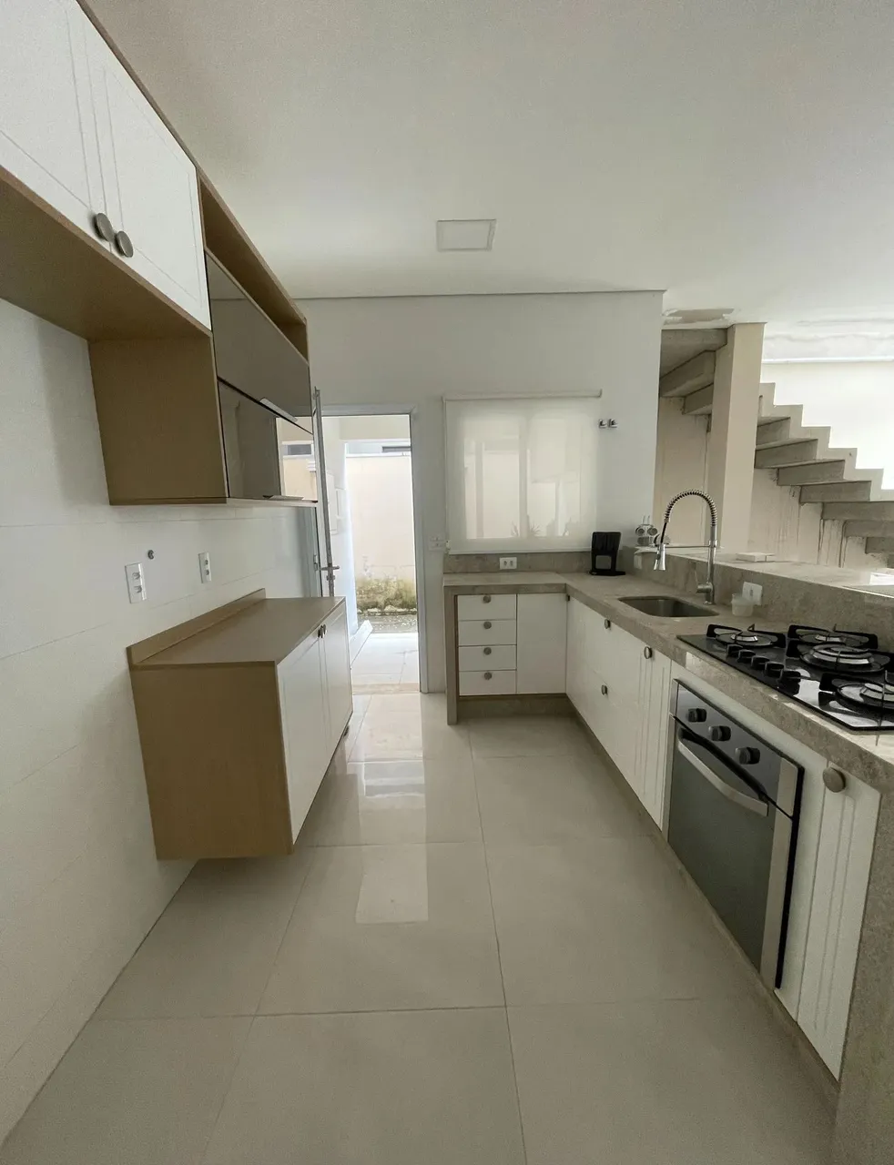 Casa à venda com 134 m² com 3 quartos em Condomínio Jardim Guarujá - Salto - São Paulo