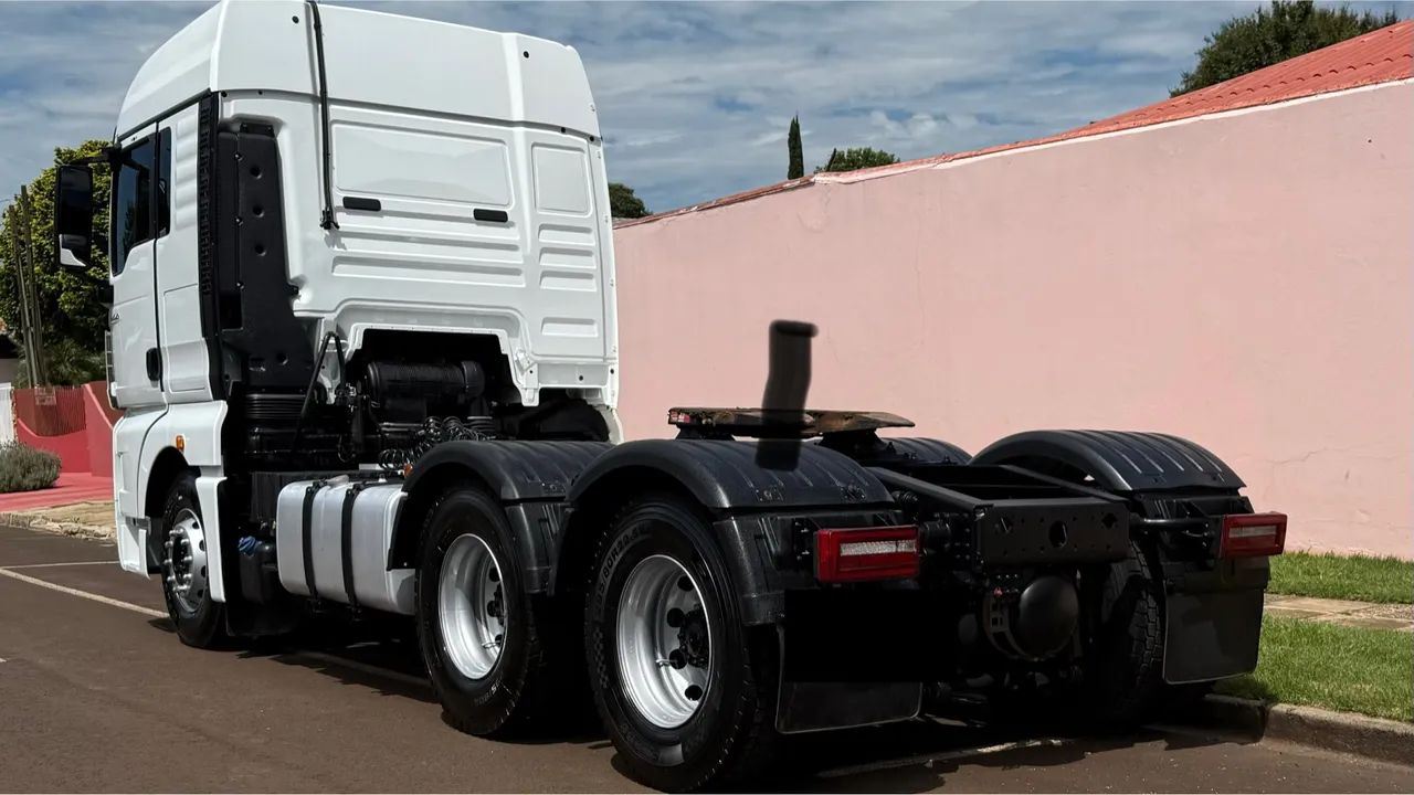 VOLKSWAGEN METEOR 29.520 - 2023  APENAS 119 mkm  - Foto 4