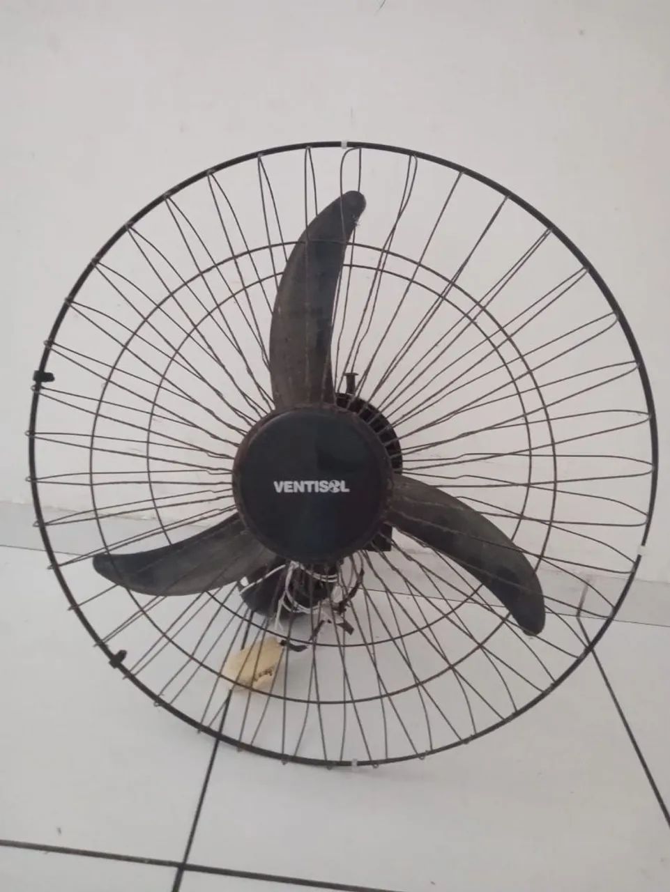 Ventilador de Parede Ventisol seminovo