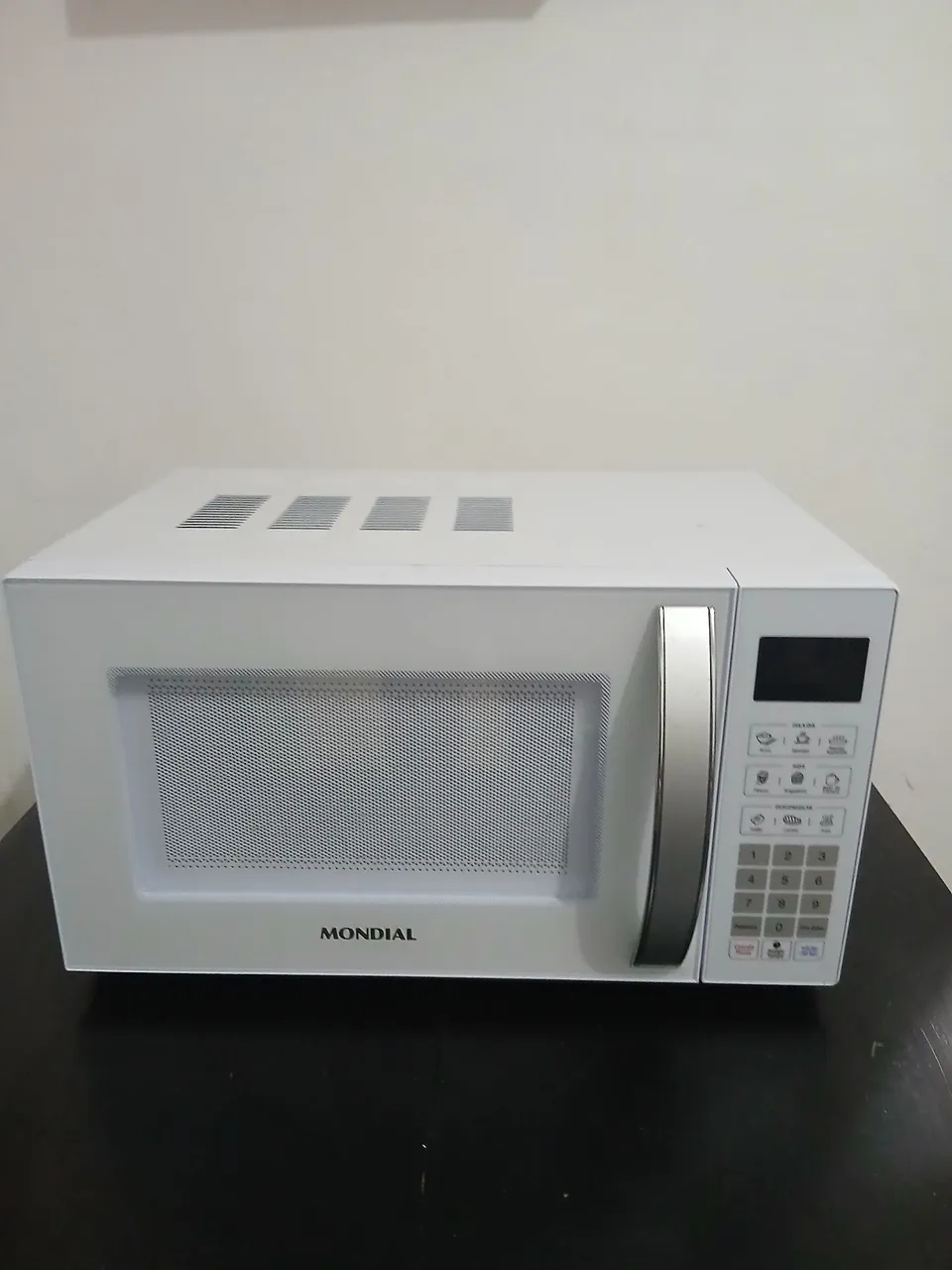 Micro-ondas Mondial - Ideal para sua cozinha!