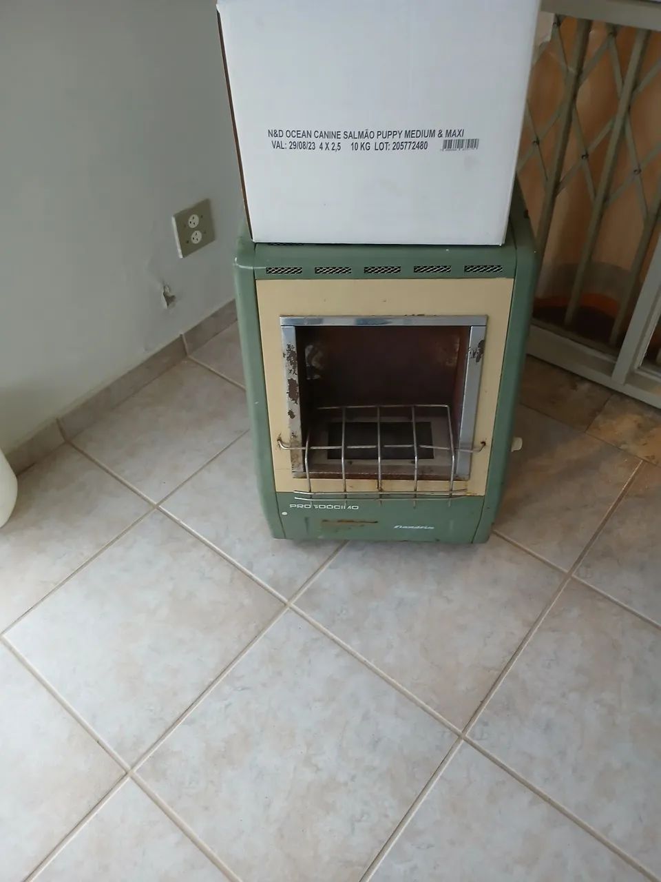 Classic Model - Old Heater64352825909889121