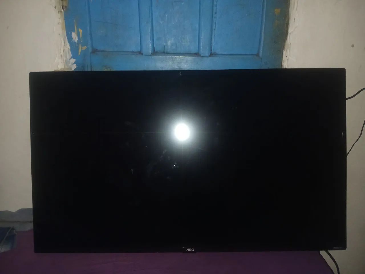 Selling TV with defect64595431241218121